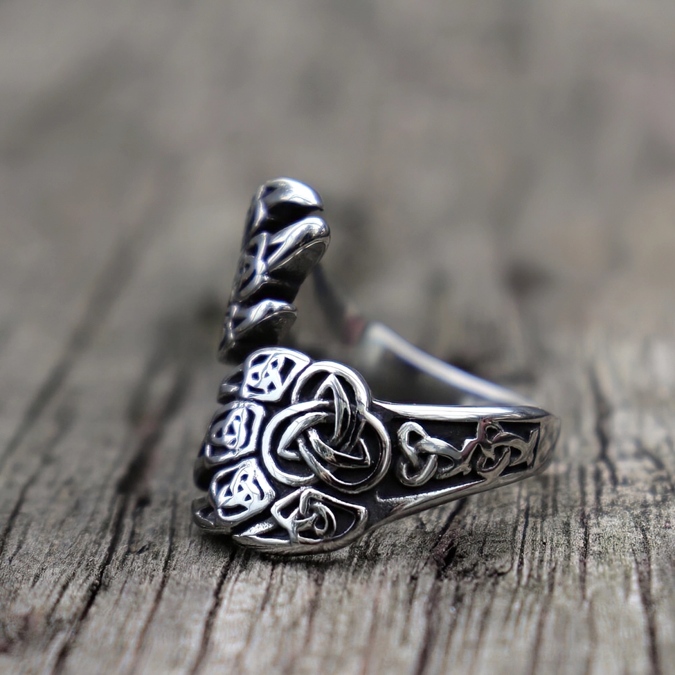 Bear claw gothic ring with Nordic Viking knot patterns, vintage silver metal finish, side front view