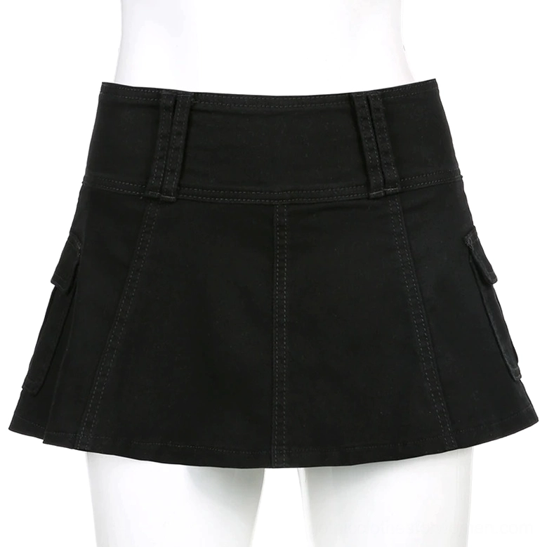 Black high-waist cargo mini skirt mannequin front view with side cargo pockets and structured A-line fit