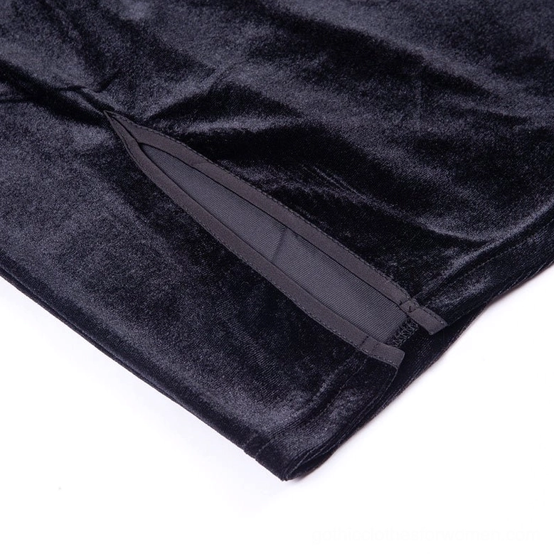 Black velvet cheongsam dress sleeve and armhole construction detail