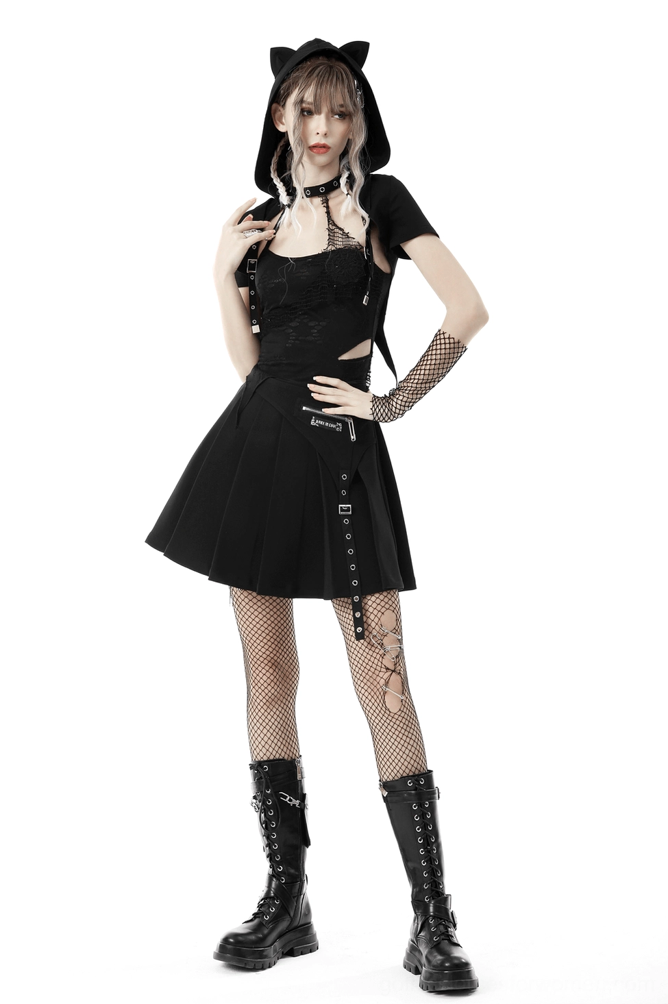 Alternative fashion crop top with cat ears - styled with accessories and layering options