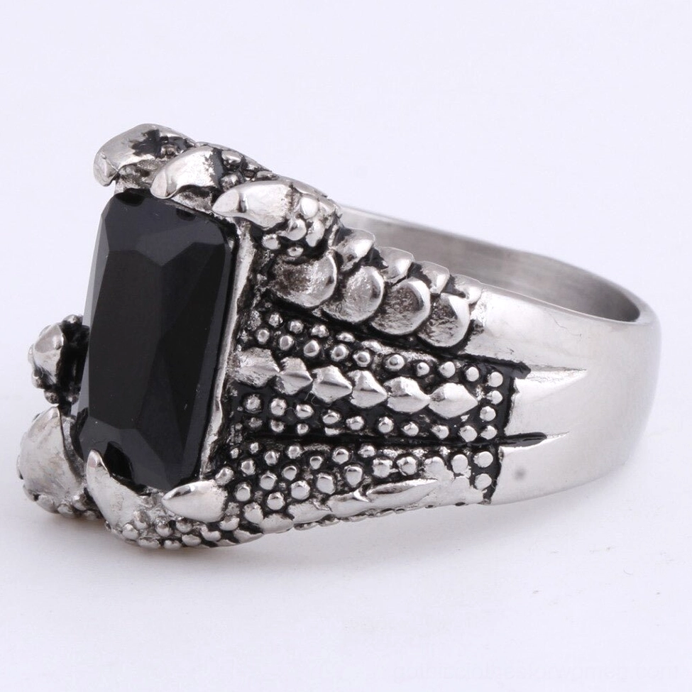 Dragon claw onyx ring left side oblique angle textured band gothic