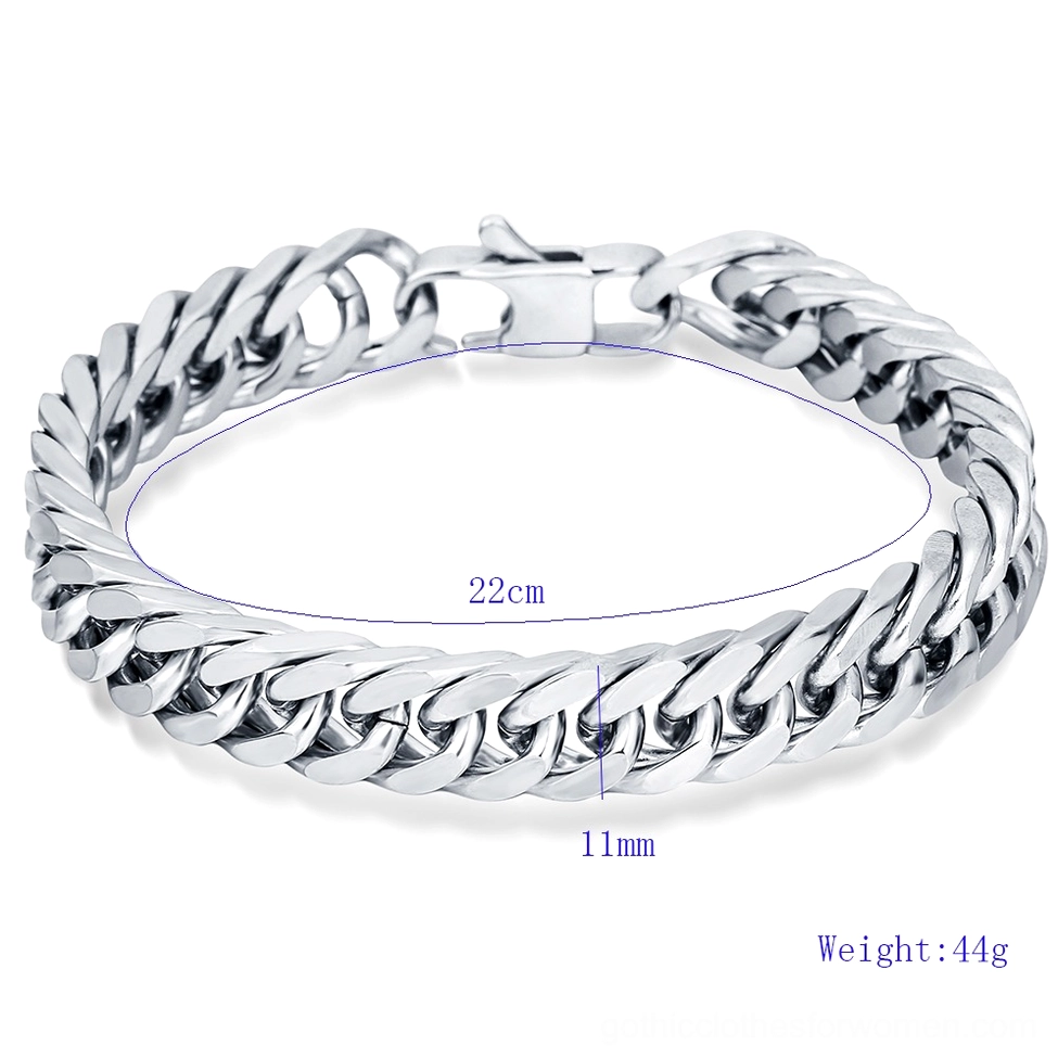 Detail view of gothic bracelet showing size and weight specifications with precision-engineered interlocking curb chain links