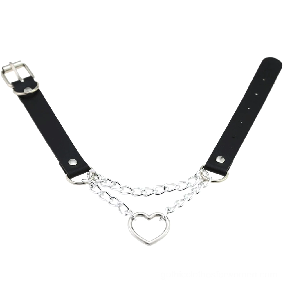 Gothic heart choker necklace with adjustable buckle - leather chain jewelry for alternative fashion