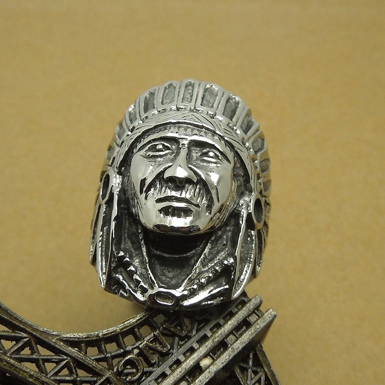 Stainless steel Indian chief ring with vintage silver-black tone and chief portrait design displayed against Eiffel Tower backdrop