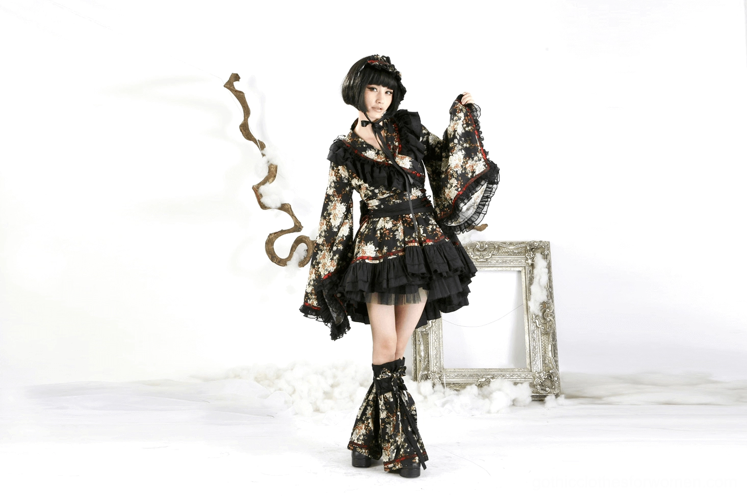 Gothic lolita dress leg warmers and lower silhouette styling perspective with ruffled hem