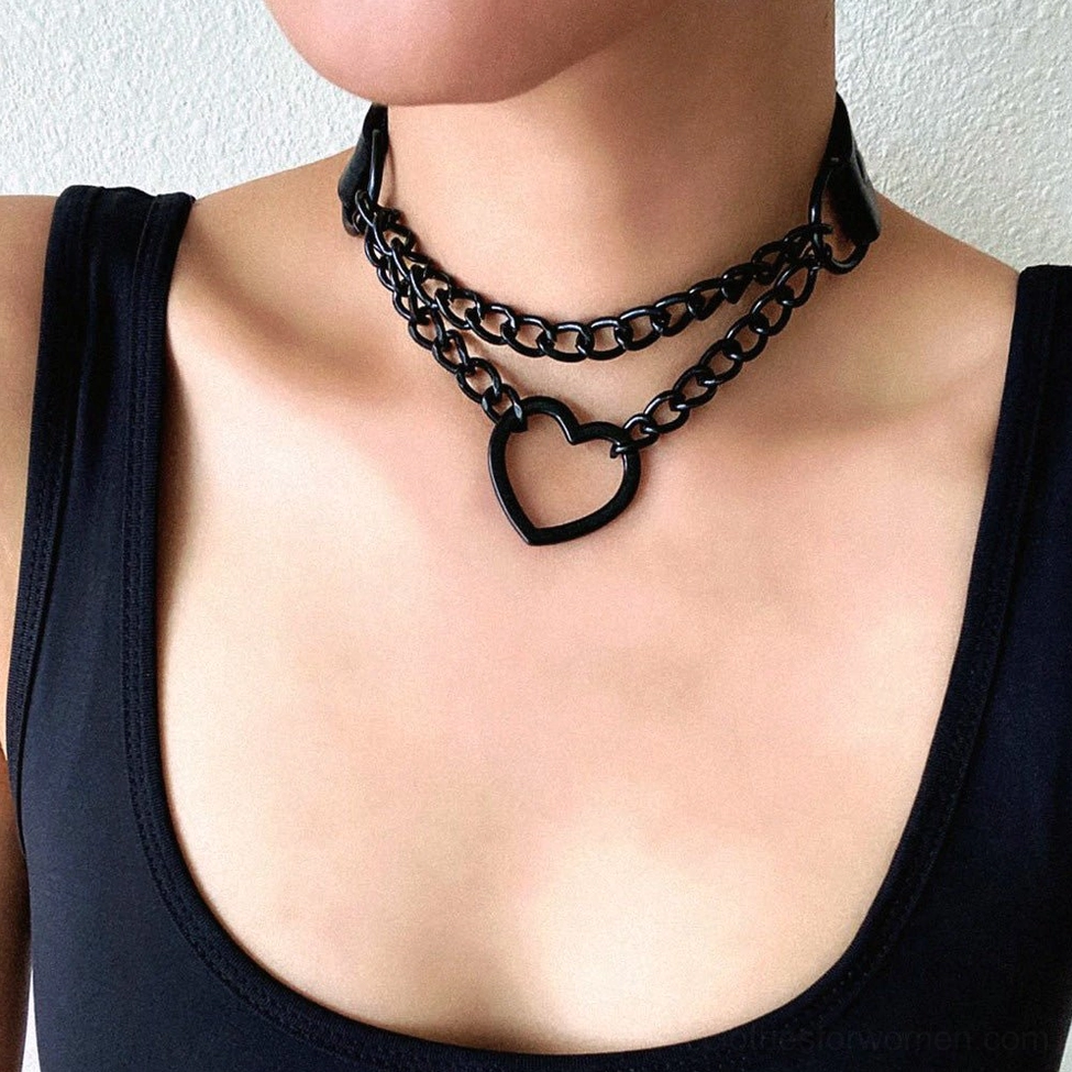 Heart choker gothic necklace measurement guide showing sizing information and fit details