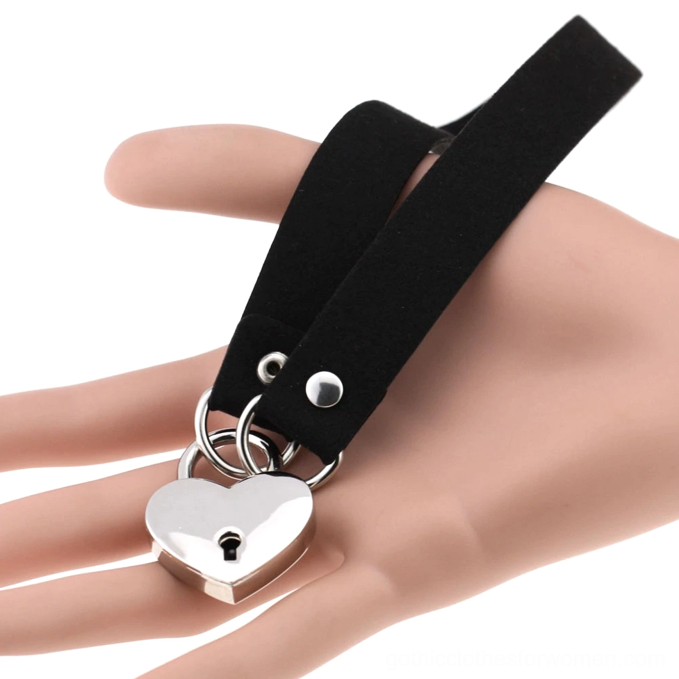 Heart lock choker front angled view on mannequin hand - silver lock centered display