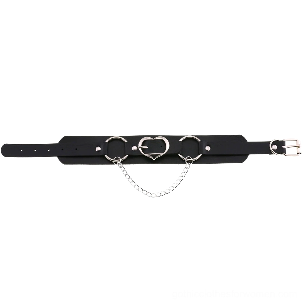 Heart-shaped PU leather gothic choker with silver chain accents, complete product showcase