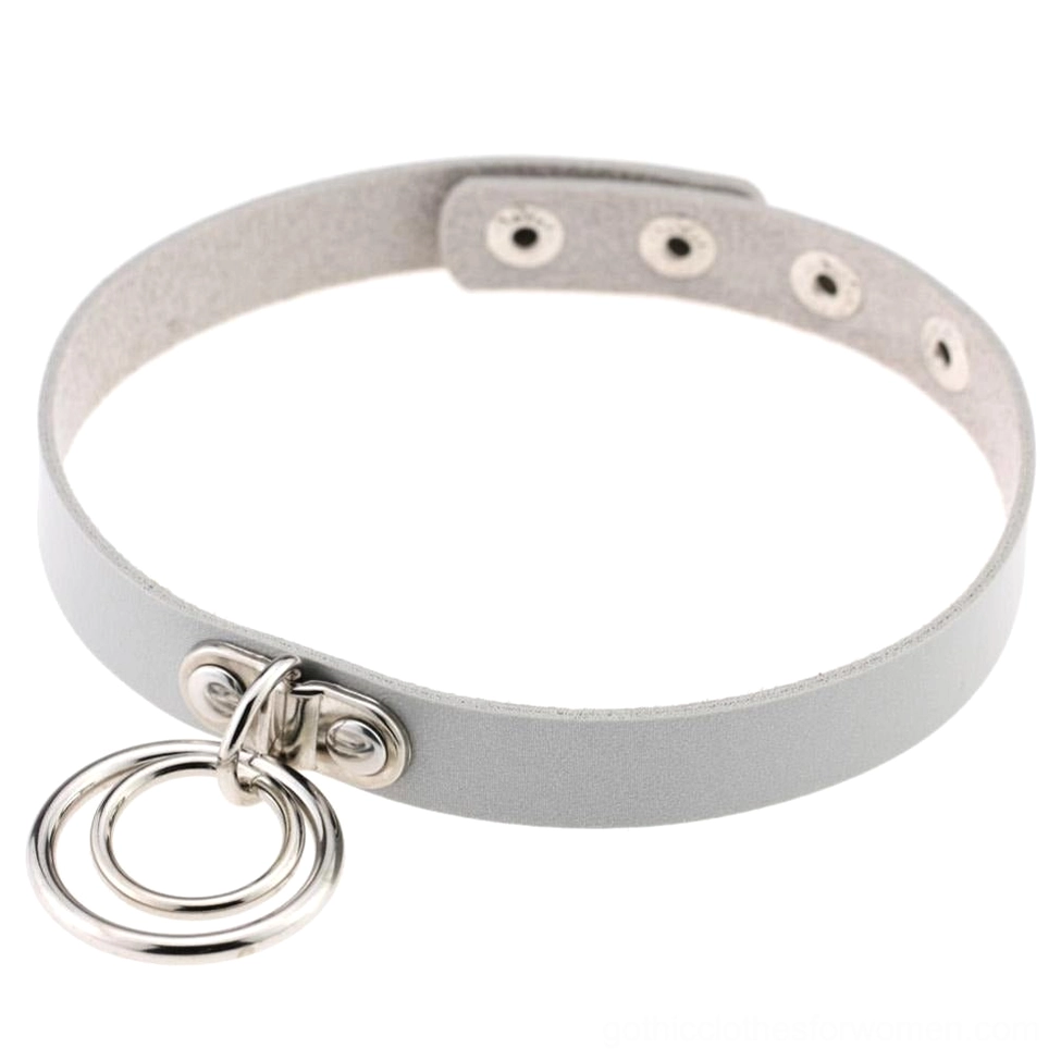Silver PU leather gothic choker with metal ring pendant and adjustable closure