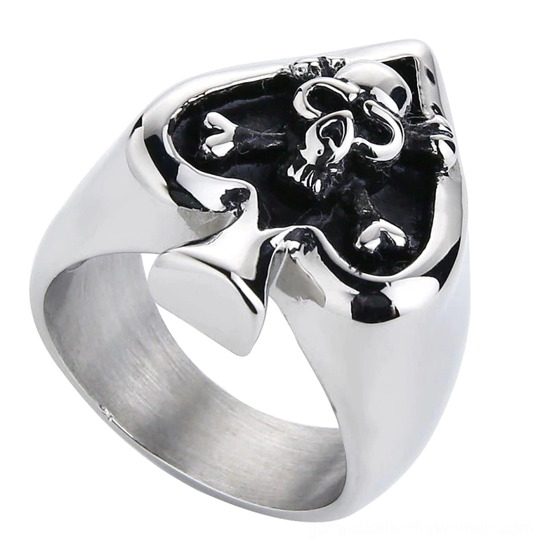 Gothic spade skull signet ring detailed embossed crossbones design top-side angle