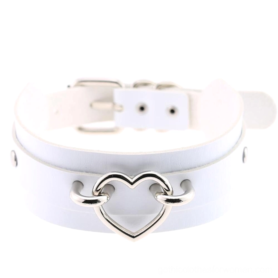 White gothic heart choker with double-layer design and silver hollow heart pendant showcase