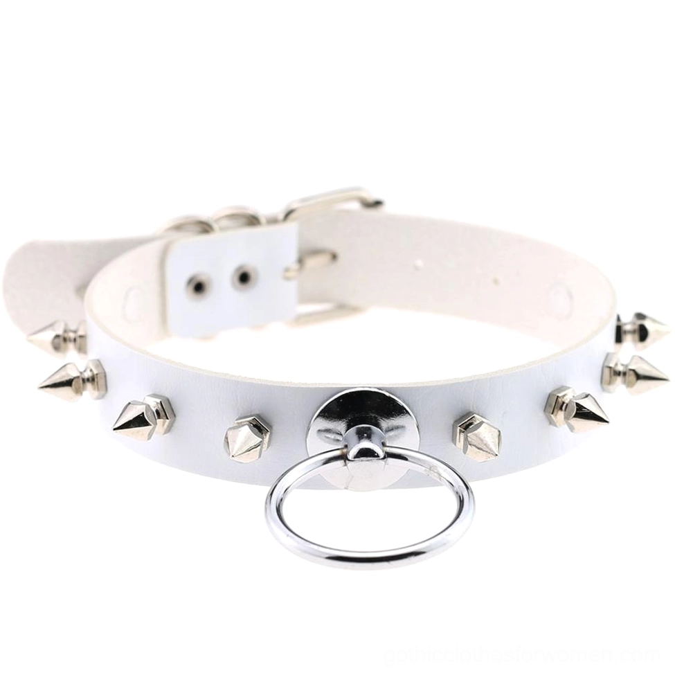 White spiked PU leather choker with metal cone spikes O-ring and adjustable buckle neck wear