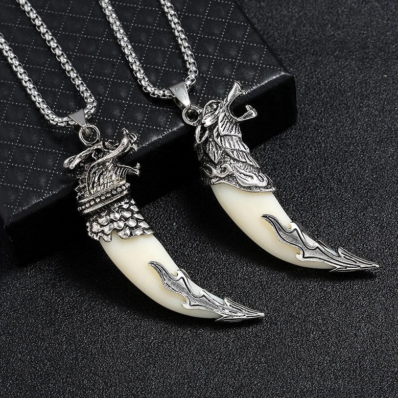 Wolf tooth gothic pendant sizing comparison - 7cm height measurement showing both wolf and dragon style variants
